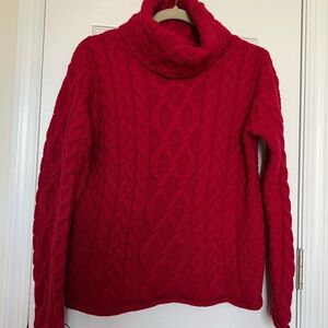 Inis Crafts Irish Cable Knit Turtleneck Sweater sz M. Made in Ireland